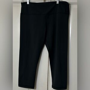 Black Cropped Leggings - Women’s Size XL - Sport-It